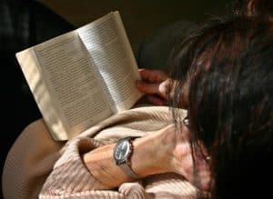 Learn English vocabulary in context by reading and listening