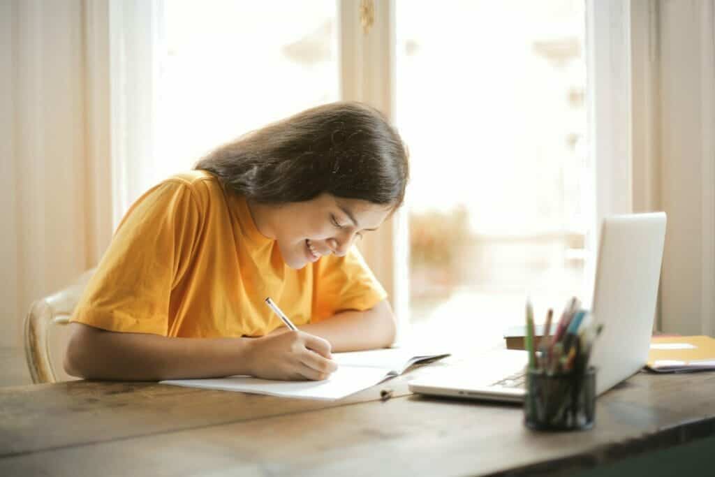 Keep an English vocabulary notebook